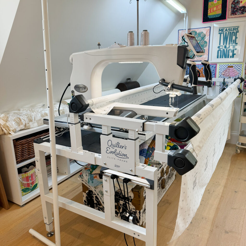 Woollypetals Sewing Room Tour Longarm